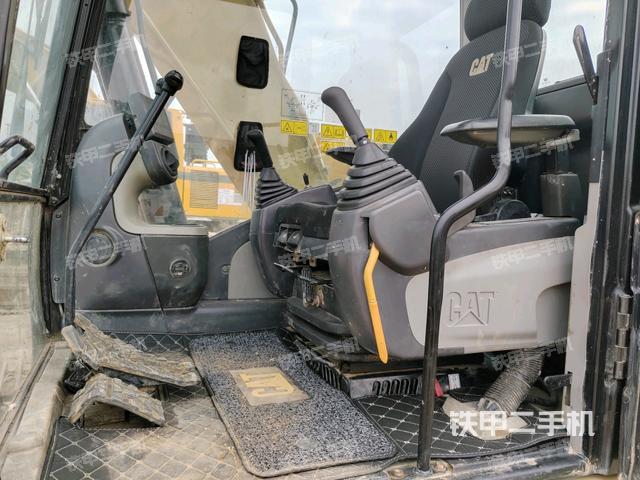 座椅后部（駕駛室部分）