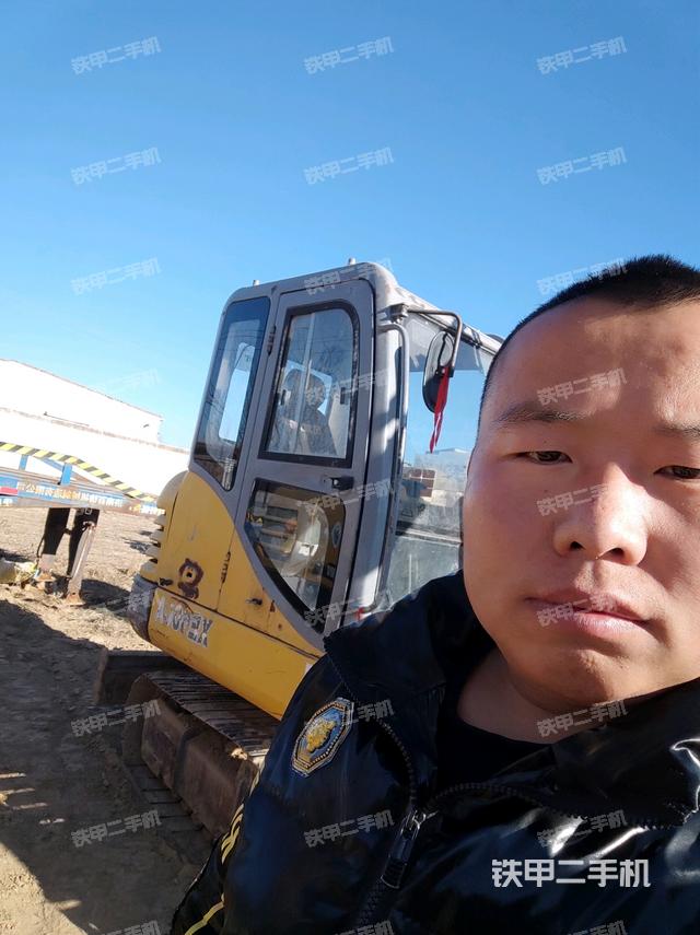 徐工XE60CA挖掘机的设备实拍-第1张实拍照片