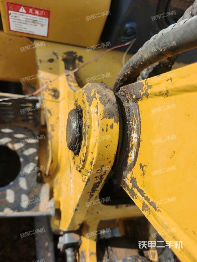 大臂根部?斜（工作和回轉裝置）