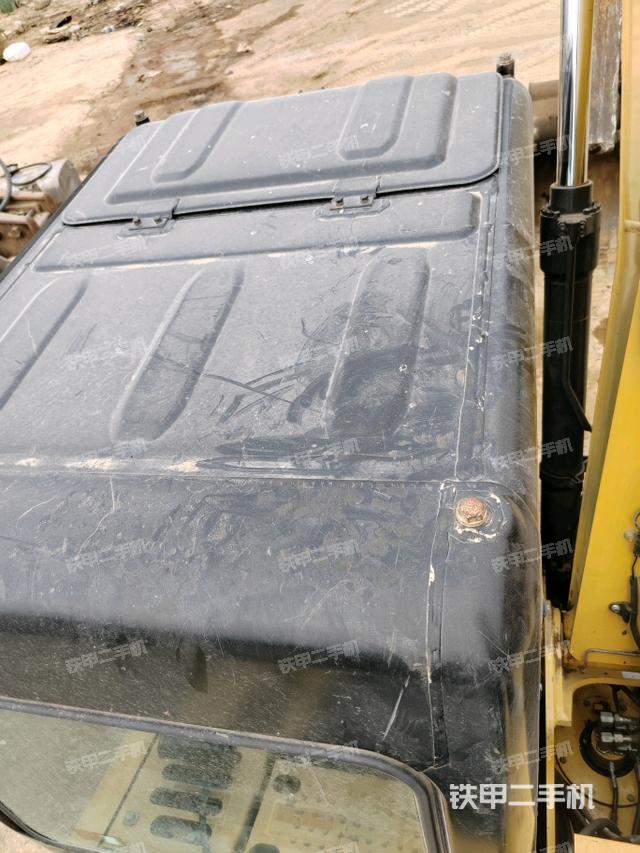 駕駛室頂部俯視（上車部件）