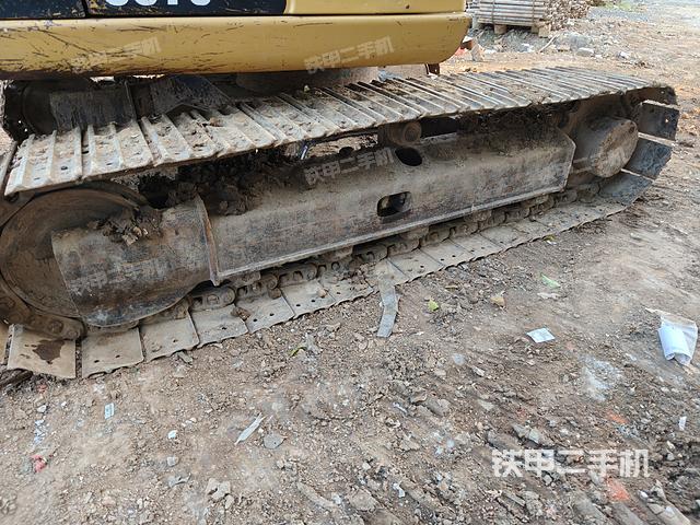 单侧履带整体（整机外观）