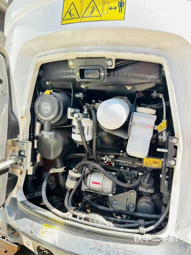 发动机整体俯视（整机外观）