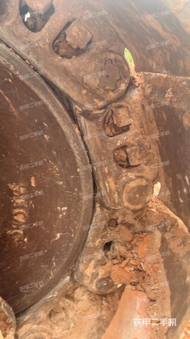 单侧履带整体（整机外观）