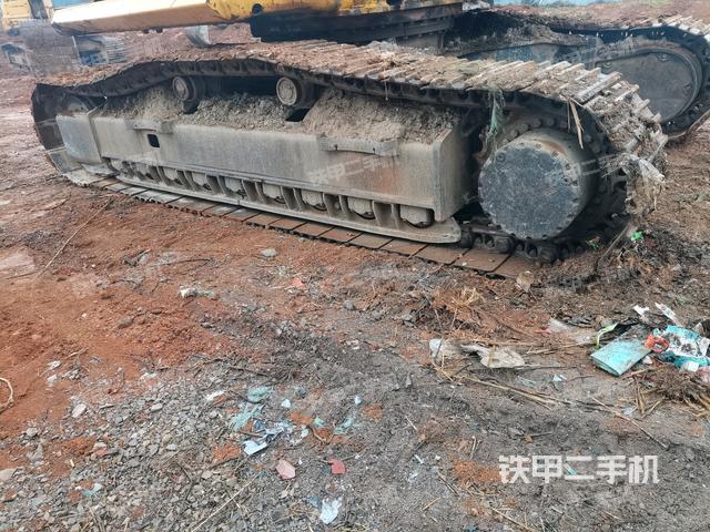 左導向輪（行走機構(gòu)）