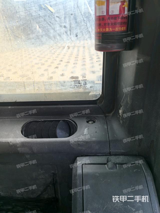 后窗玻璃角標(biāo)(駕駛室部分) 后窗玻璃角標(biāo)(駕駛室部分)