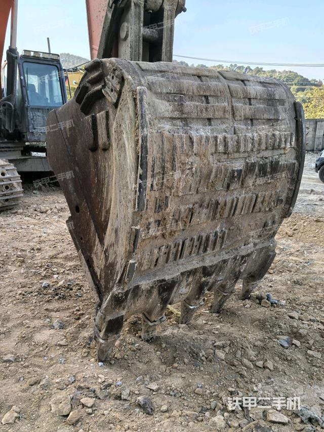 鏟斗45度（工作和回轉(zhuǎn)裝置）