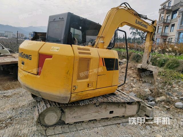 右后45(整機(jī)外觀) 右后45(整機(jī)外觀)