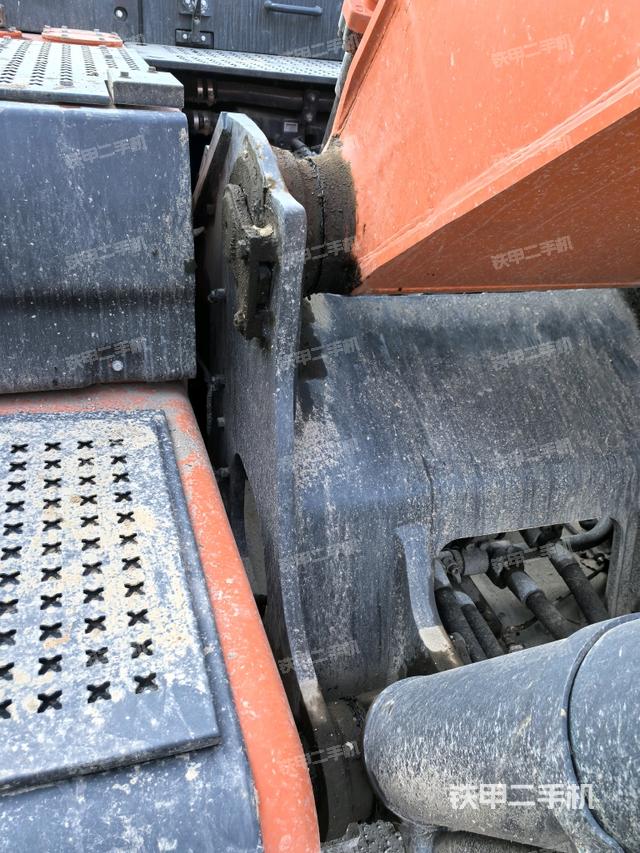 大臂根部?斜視（工作和回轉(zhuǎn)裝置）