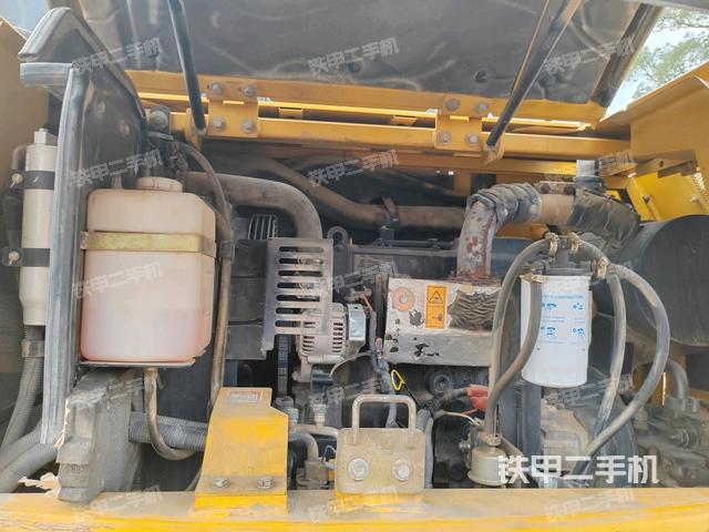 發(fā)動機(jī)室(上車部件) 發(fā)動機(jī)室(上車部件)
