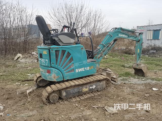 整機右后45°（整機外觀）