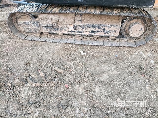 左側(cè)履帶整體?（行走機構(gòu)）