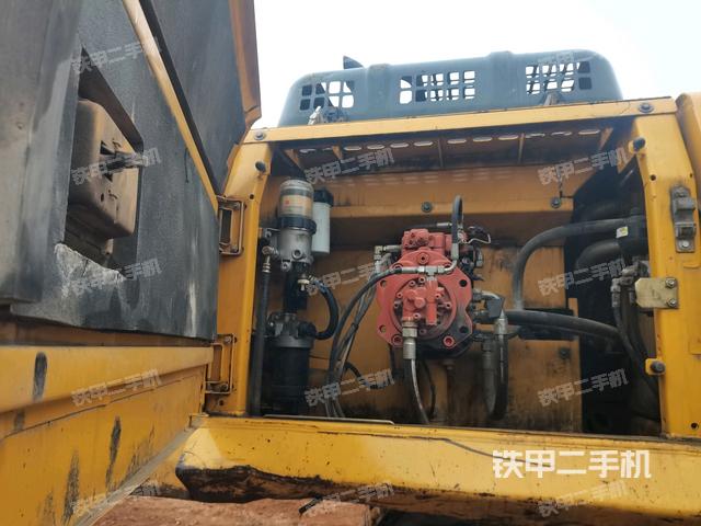 液壓泵室（大件艙室）