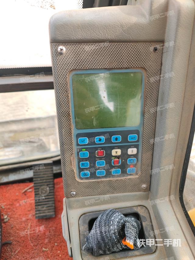顯示屏?(駕駛室部分) 顯示屏?(駕駛室部分)