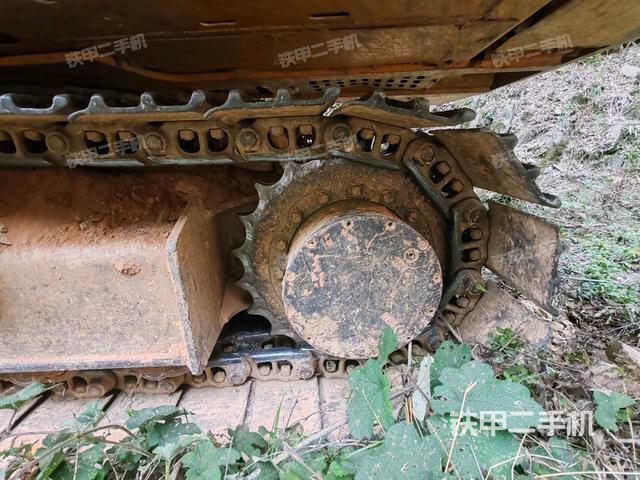 左驅(qū)動(dòng)輪（行走機(jī)構(gòu)）