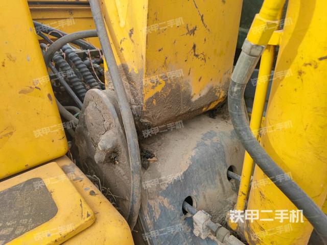大臂根部?斜(工作和回轉裝置) 大臂根部?斜(工作和回轉裝置)