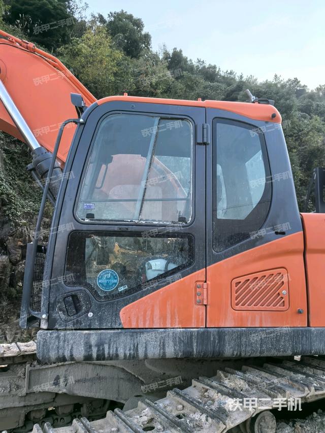 駕駛室正側(cè)（駕駛室部分）