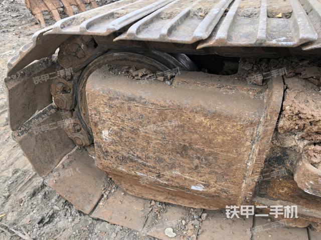 右侧履带整体（行走机构）