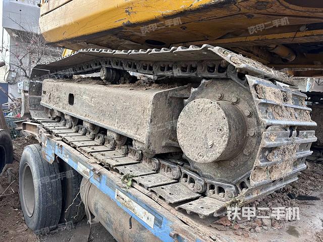 單側(cè)履帶整體（整機(jī)外觀）