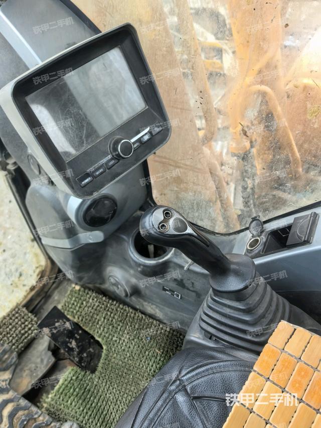 显示屏 （驾驶室部分）