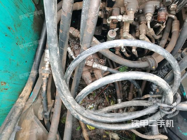 回轉(zhuǎn)馬達(dá)(上車(chē)部件) 回轉(zhuǎn)馬達(dá)(上車(chē)部件)