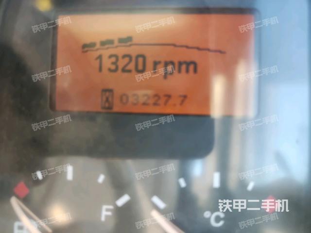小時(shí)表(駕駛室部分) 小時(shí)表(駕駛室部分)