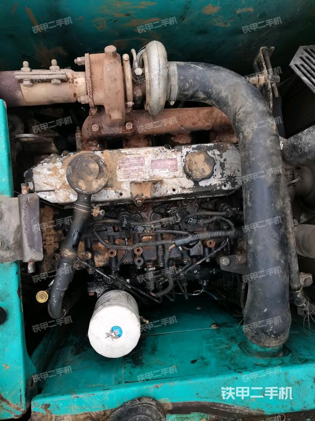 增壓器特寫(xiě)(上車(chē)部件) 增壓器特寫(xiě)(上車(chē)部件)