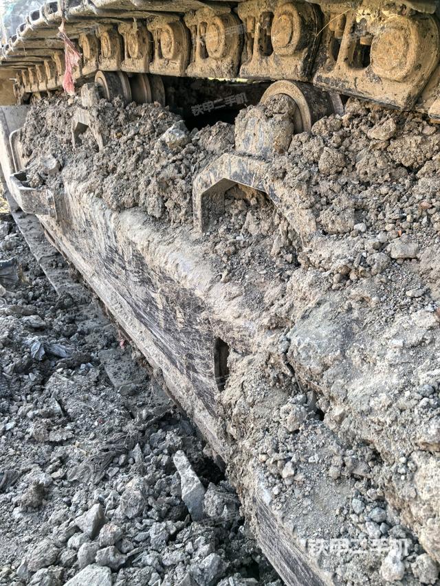 左托鏈輪和鏈筋(行走機(jī)構(gòu)) 左托鏈輪和鏈筋(行走機(jī)構(gòu))