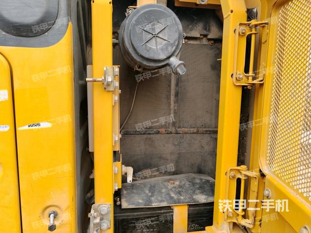 散熱器室(大件艙室) 散熱器室(大件艙室)