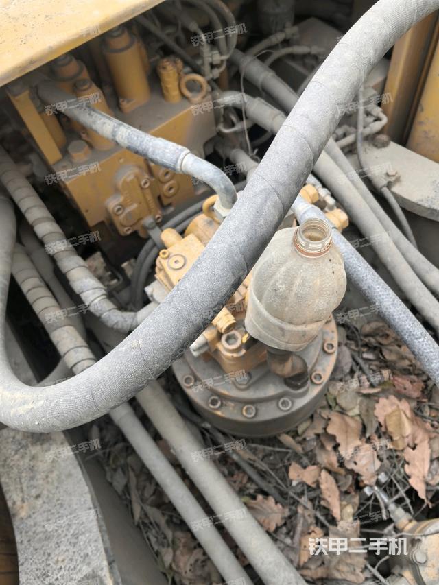 回轉(zhuǎn)馬達(dá)（上車部件）