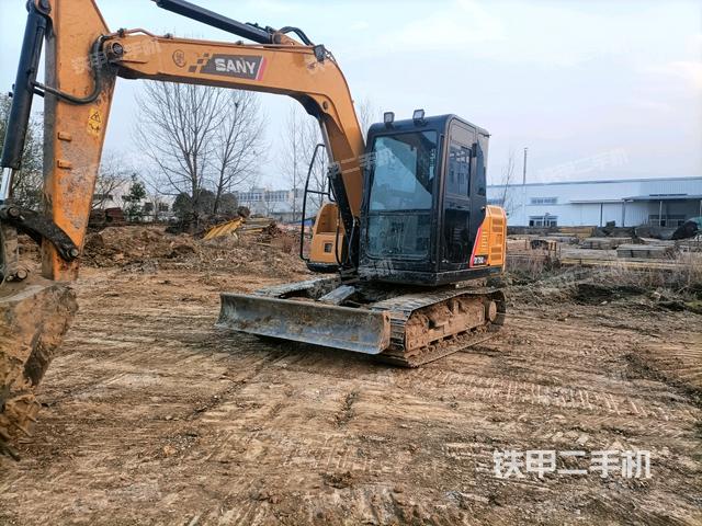 右前45(整機(jī)外觀) 右前45(整機(jī)外觀)