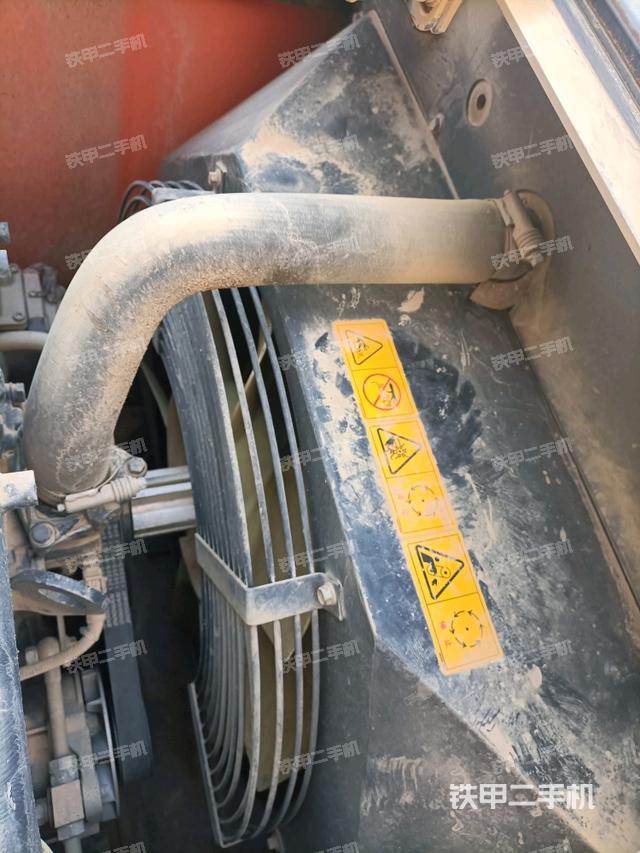 水箱+風(fēng)扇特寫(上車部件) 水箱+風(fēng)扇特寫(上車部件)