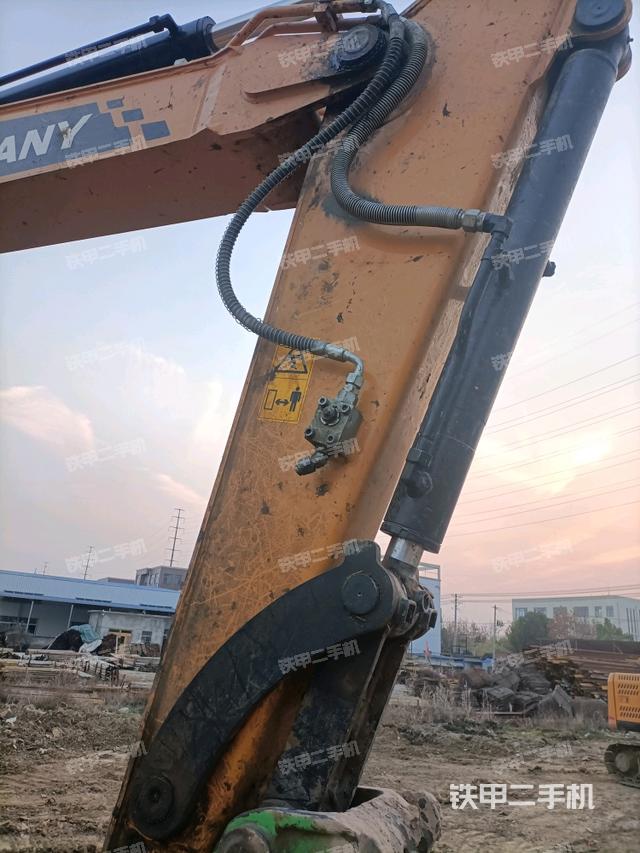 小臂整體左后（工作和回轉(zhuǎn)裝置）