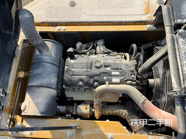 發(fā)動機整體俯視(整機外觀) 發(fā)動機整體俯視(整機外觀)