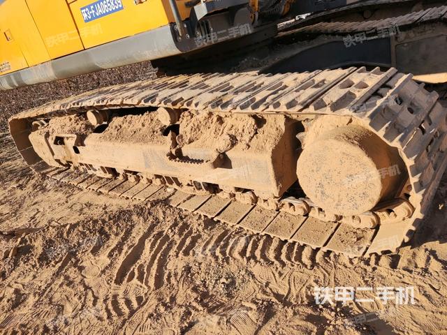 左側(cè)履帶整體?（行走機構(gòu)）