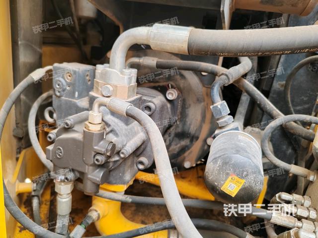 液壓泵室(大件艙室) 液壓泵室(大件艙室)