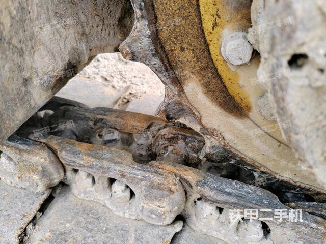 左導(dǎo)向輪（行走機(jī)構(gòu)）