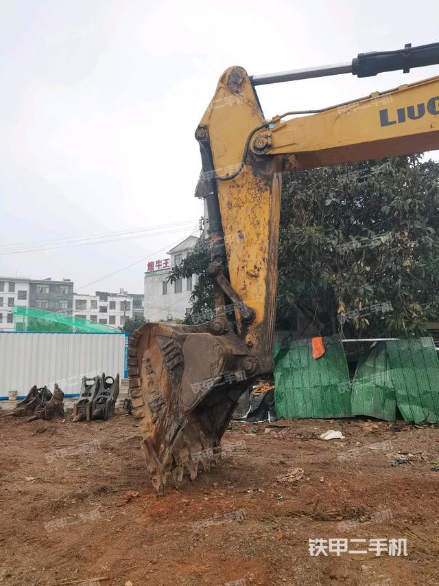 小臂整體左后（工作和回轉(zhuǎn)裝置）