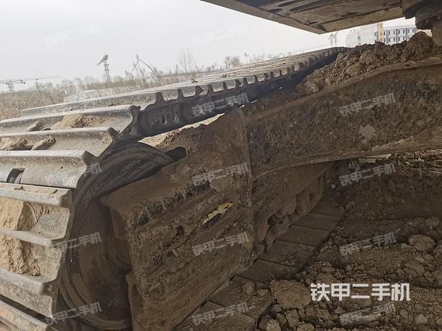 单侧履带整体（整机外观）