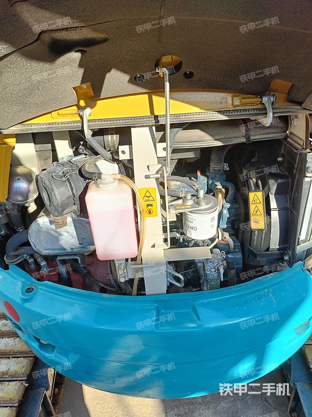 发动机整体俯视（整机外观）