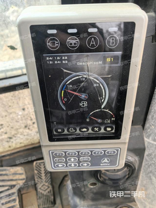 小時(shí)表（駕駛室部分）