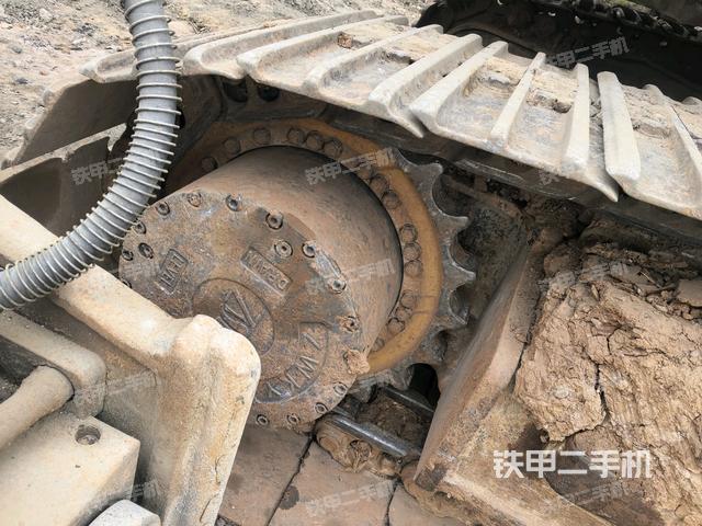 左侧行走马达盖板（行走机构）