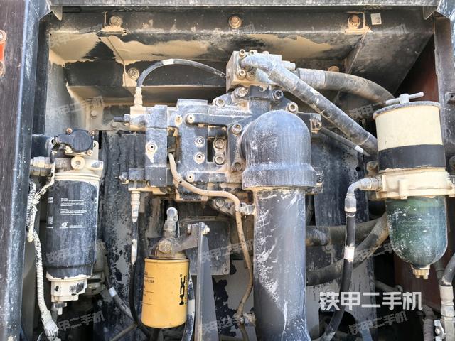 液壓泵斜45?左（大件艙室）