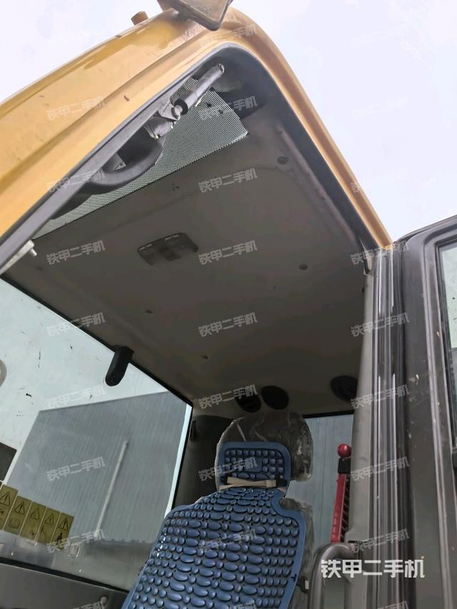 頂棚整體（駕駛室部分）