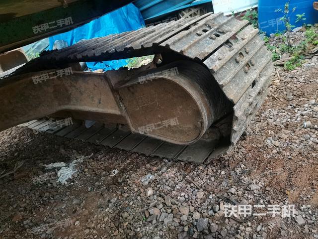 右側(cè)行走馬達蓋板(行走機構) 右側(cè)行走馬達蓋板(行走機構)
