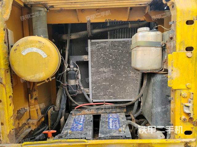 散熱器正面（大件艙室）