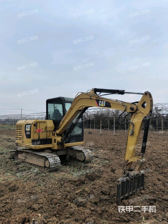 右前45(整機(jī)外觀) 右前45(整機(jī)外觀)