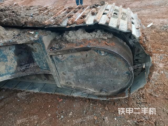 右側(cè)行走馬達蓋板（行走機構(gòu)）