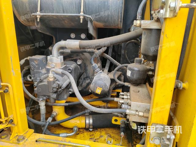 電瓶(大件艙室) 電瓶(大件艙室)