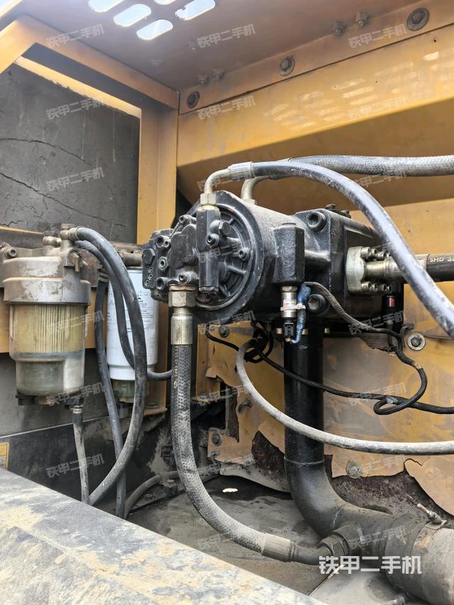 液壓泵室（大件艙室）