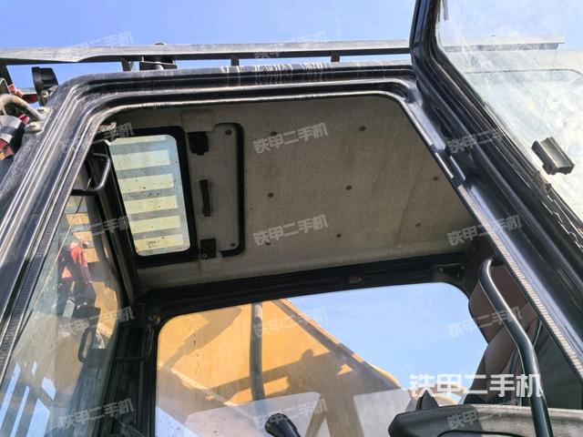 頂棚整體(駕駛室部分) 頂棚整體(駕駛室部分)